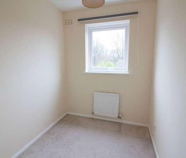 Laburnum Close, Frome, BA11 - Photo 3