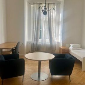 Schönes Ambiente im Schloss - Photo 1