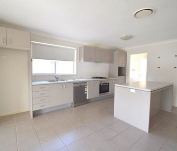 Perfect Family Home - Photo 6