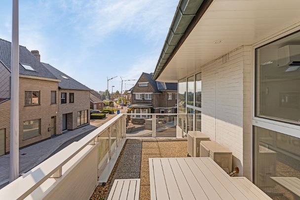 Gezellig appartement met twee slaapkamers in hartje Beveren! - Photo 1