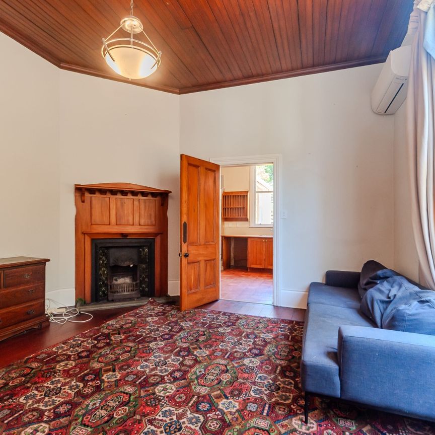 69 Aro Street, Aro Valley - Photo 1