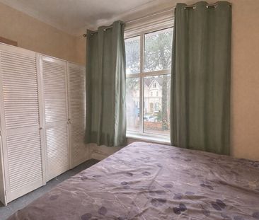 London Road, Guildford , Surrey , GU1 - Photo 5