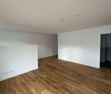 Sehr schöne 3-Zimmerwohnung mit großem Balkon - Photo 2