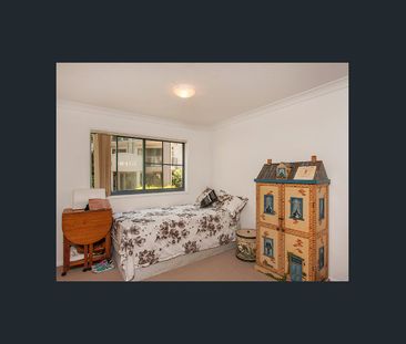 Quite unit with lovely outlook - Photo 5