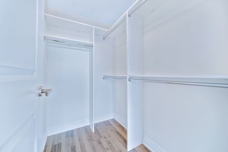 For Lease - 9075 Jane Street Unit# 1207, Vaughan, Ontario - Photo 2