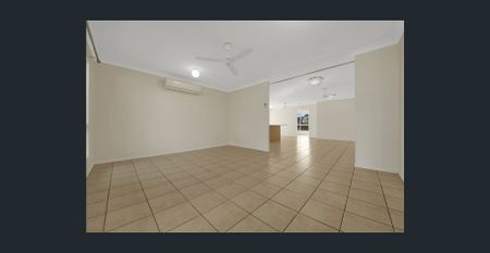 Beautiful 4-Bedroom Home in Sought-After Norman Gardens - Photo 4