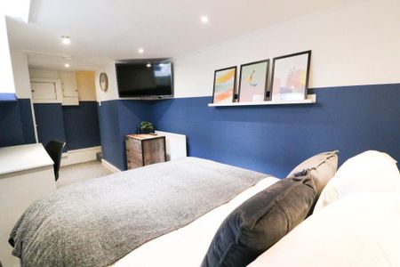 3 bedroom terraced house to rent - Photo 3