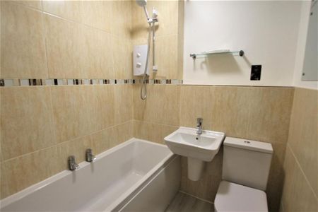 3 bedroom property to rent - Photo 2