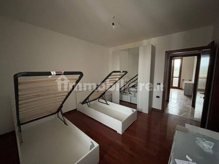Trilocale via San Sebastiano 50, Centro, Bassano del Grappa - Photo 3
