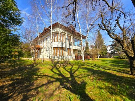 For Rent 4-Bedroom Luxury Villa | Pool, Sauna & 1000 sqm Garden - Photo 5