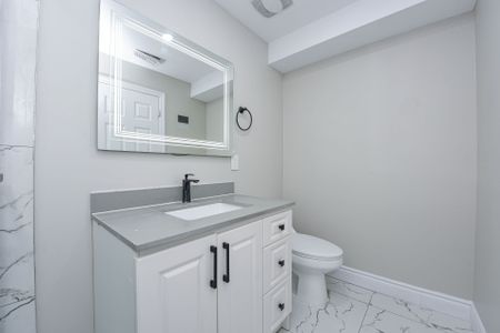 For Lease - 18 Cohoe Street, Brampton, Ontario - Photo 5