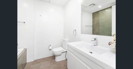 IMMACULATELY PRESENTED - Photo 4