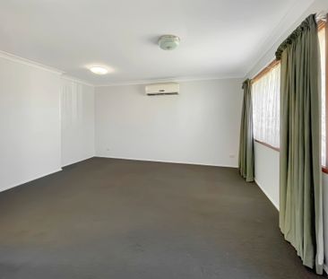 Two bedroom duplex in east Dubbo - Photo 3