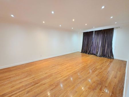 For Lease - 9 Hashbury Place, Markham, Ontario - Photo 3