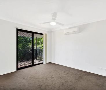 “Break Lease! SPACIOUS 3 BED UNIT IN LEAFY COMMUNITY CLOSE TO SHOPS... - Photo 2