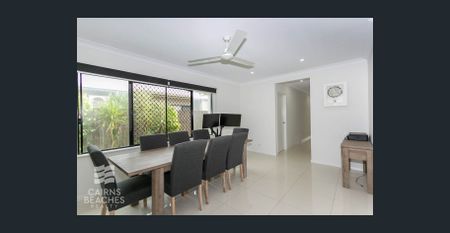 Modern Family Home - Photo 2