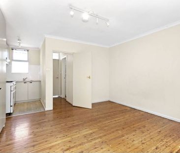 Top Floor Studio In Great Location - Photo 2