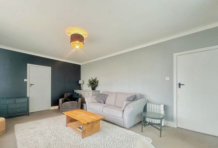 Kingsley Avenue, Bournemouth - Photo 3