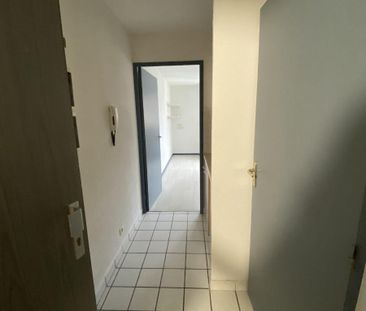 Location Appartement 1 pièce 17m² VALENCE 26000 - Photo 3