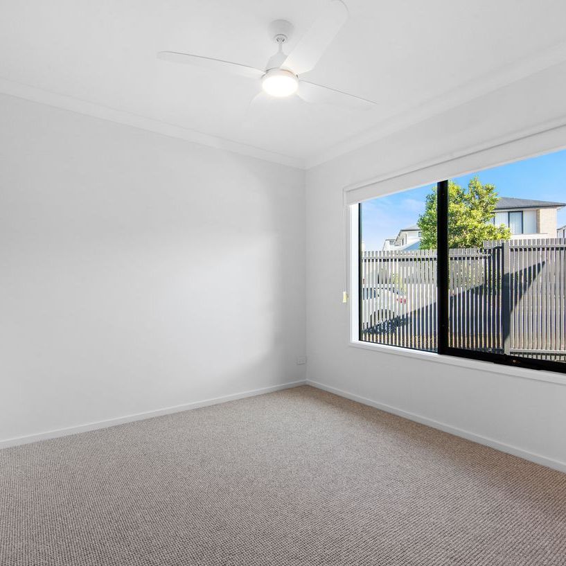 BRAND NEW LUXURY 5 BEDROOM HOME | SKYRIDGE ESTATE, WORONGARY 38 Sandpiper | Unfurnished - Photo 1