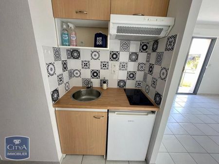Location Appartement 1 pièce 25m² NIORT 79000 - Photo 2