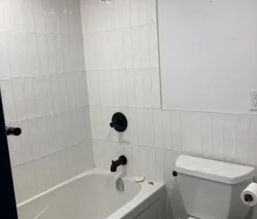 204 Kingston Road #102 - Photo 4