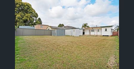 3 Bedroom House - Close to all amentities - Photo 3