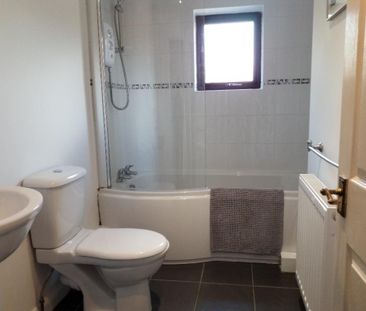 1 bedroom semi-detached house to rent - Photo 4