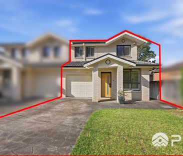 Spacious 5-Bedroom Family Home under Carlingford West Public School catchment - Photo 4