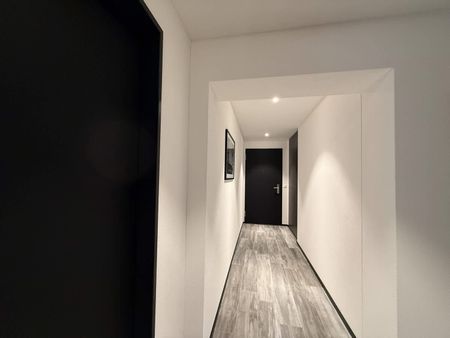 2.5 Zimmer, 72 m², 6. Stock - Foto 2