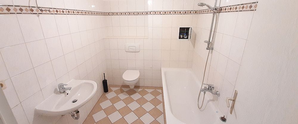 2 Monate Kaltmietfrei! Wohnen im Dachgeschoss! - Foto 1