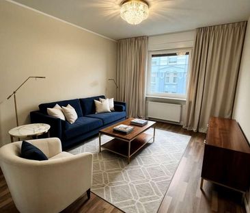 Ihr neues Zuhause: Stilvolle 2-Zimmer-Wohnung mit Balkon in ruhiger... - Photo 1