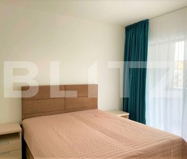 Apartament cu 2 camere, 54 mp, parcare, complex Luminia - Photo 2