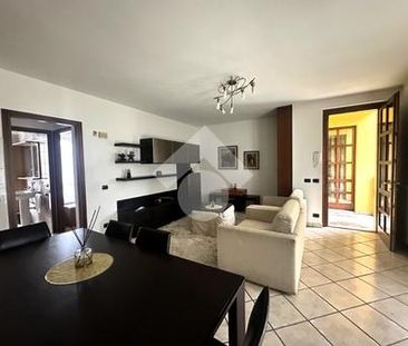 Bilocale in affitto - Photo 2