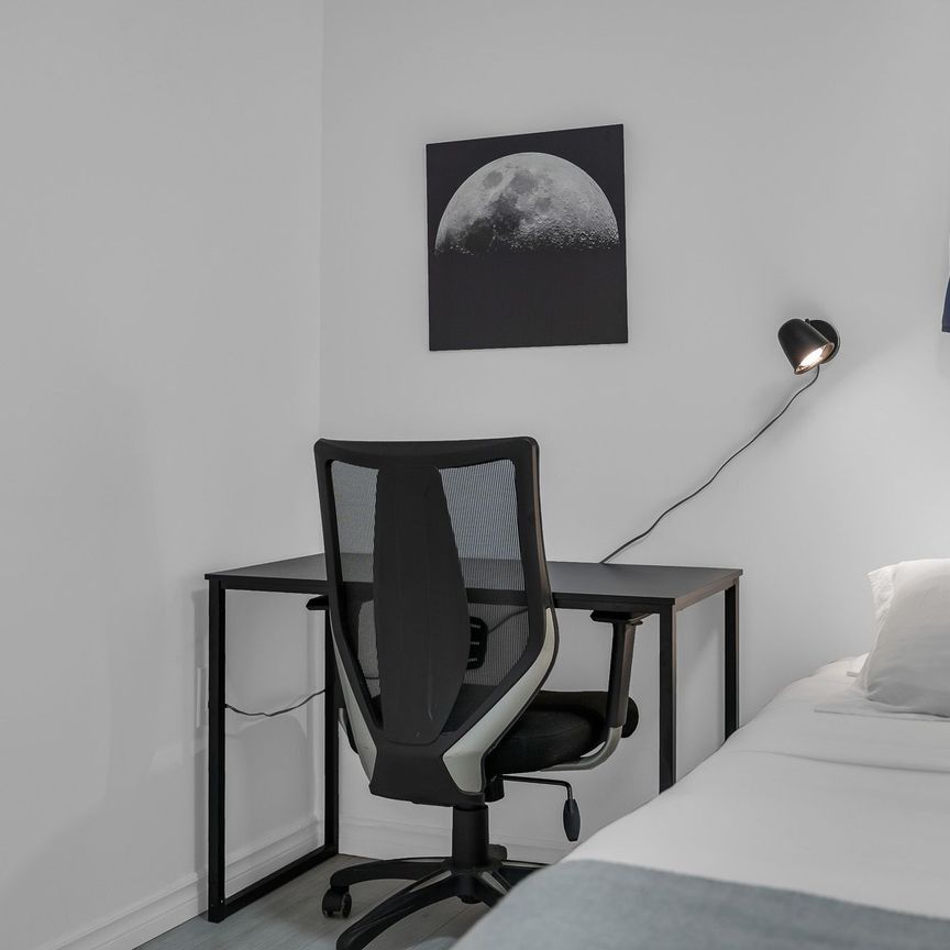 For Lease - 16 GOLDEN Boulevard Unit# 2, Welland, Ontario - Photo 1