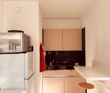 Location Appartement 2 pièces 44m² BORDEAUX 33000 - Photo 3