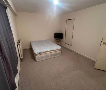 Room in a Shared Flat, Maple Road, SE20 - Photo 2