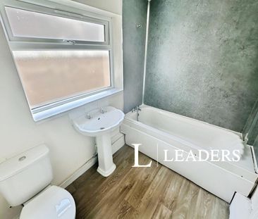 2 bedroom house to rent Evans Street, ST6 - Photo 1