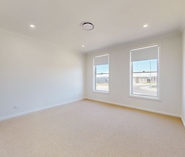 Newly Built Furnished Duplex in South Lakes - Photo 3