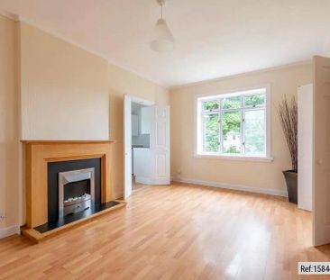 3 bed Flat in Oxgangs Road North , Edinburgh, EH13 9EA - Photo 3