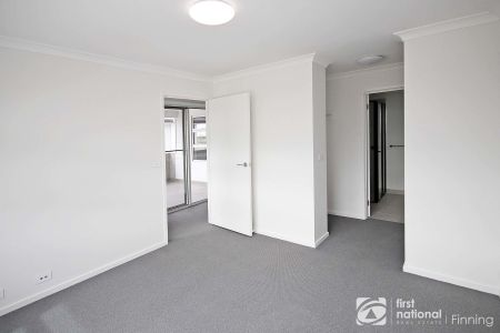 Brand-New Double-Storey Home in a Prime Location - Photo 4