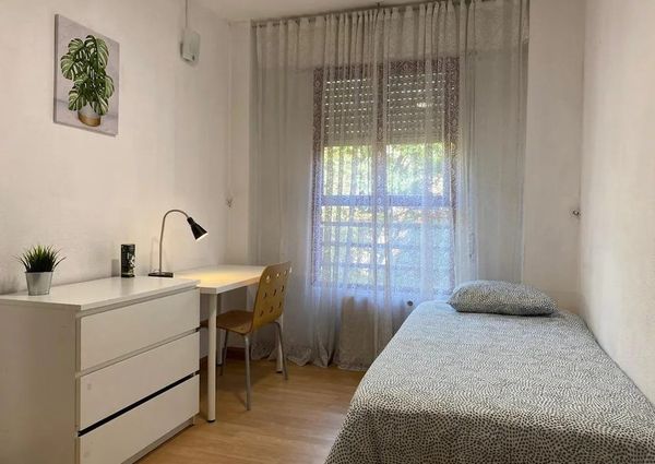 Calle del Cabo Machichaco, Madrid, Community of Madrid 28053