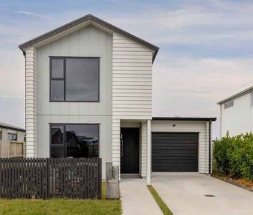 Almost New - Photo 1