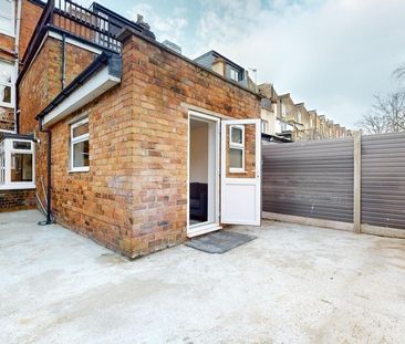 Room in a Shared House, St. Thomas's Road, N4 - Photo 6