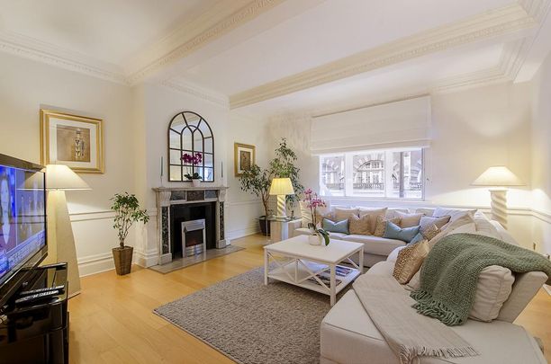 4 bedroom flat to rent - Photo 1