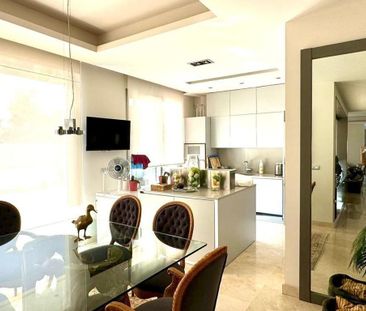 4 bedroom luxury Villa for rent in The Golden Mile, Spain - Photo 1