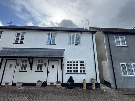 2 bedroom semi-detached house to rent - Photo 4