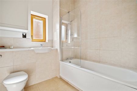 Broadash Close, Streatham Hill, SW16 - Photo 4