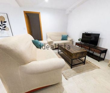 Alquiler de casa o chalet independiente en Calle Agustín Escribano, 26 - Photo 2