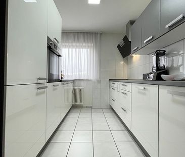 Hochwertige 3,5-Zimmer-Wohnung mit Südbalkon in KN-Königsbau - Photo 1